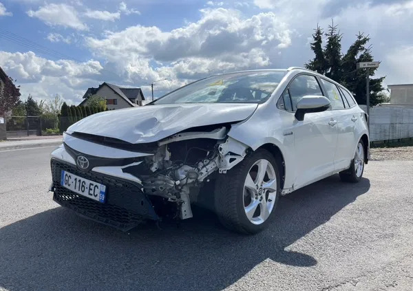 toyota suwałki Toyota Corolla cena 43999 przebieg: 113000, rok produkcji 2021 z Suwałki